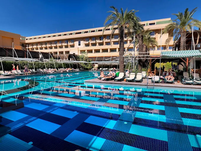 Antalya Crystal De Luxe