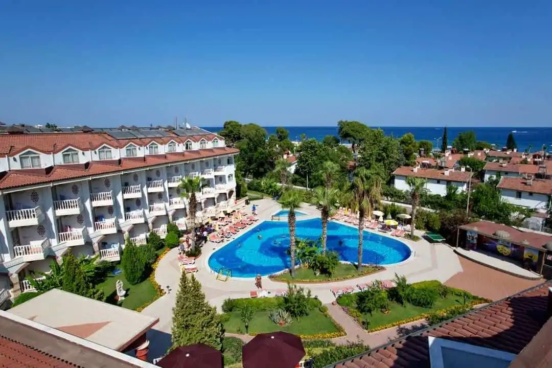 ANTALYA LARİSSA BEACH HOTEL