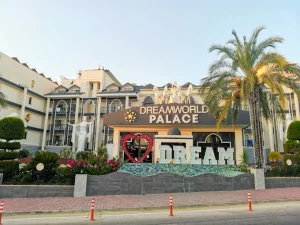 Antalya Dream World Palace