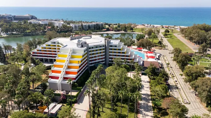Antalya Megasaray Resort Side