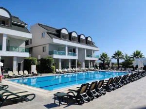 Antalya Side Crown Serenity Hotel