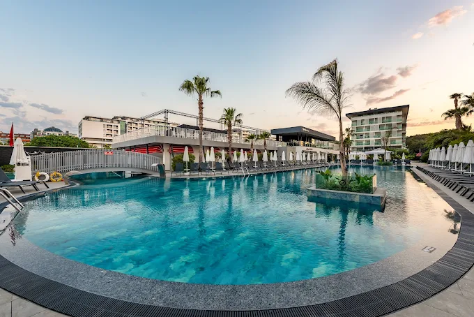 Antalya White City Resort Hotel