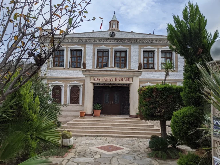 Ada Saray Hamamı